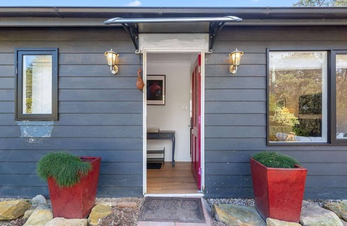 Wentworth Falls House | Welcome Mat | Wenworth Falls Garden Retreat House