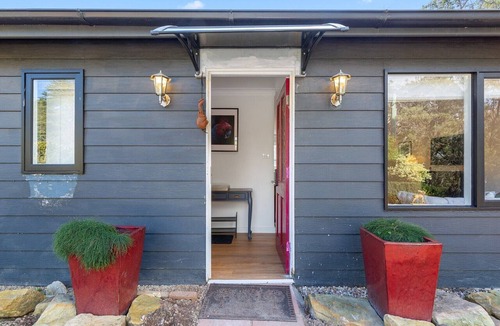 Wentworth Falls Apartment | Welcome Mat | Wenworth Falls Garden Retreat House