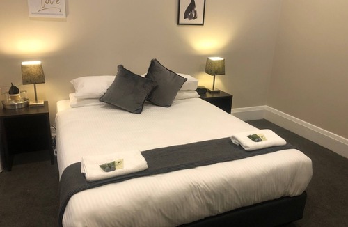 Homebush Hotel | Wentworth Hotel