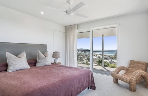 Lennox Head House | Whale Watcher - elevated coastal escape