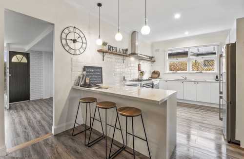 Clare House | White on Wright Clare