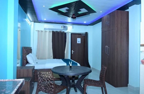 Azamgarh Bed & Breakfast | White stay house