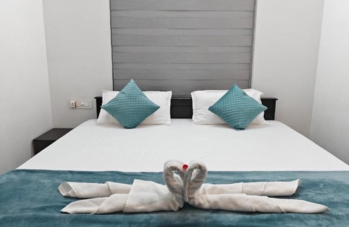 Aryad South Hotel | Whitefort Family Villa Alleppy-Homestay