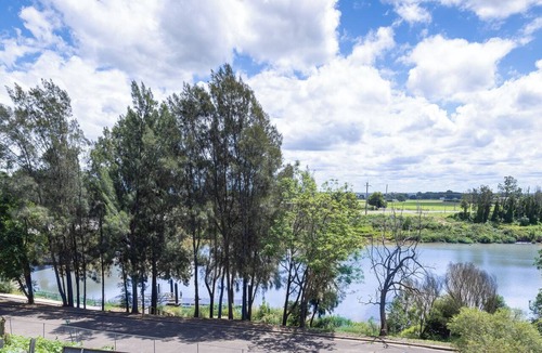 Windsor Hotel | Windsor Riverview Inn