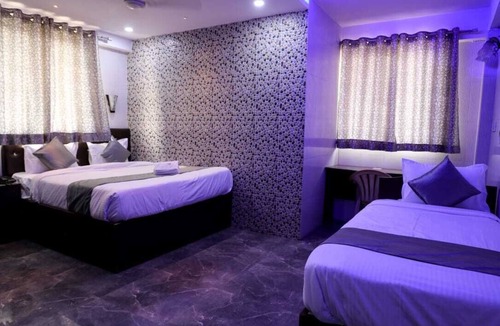 Indore Hotel | Wishotel Inn The Silver Sky