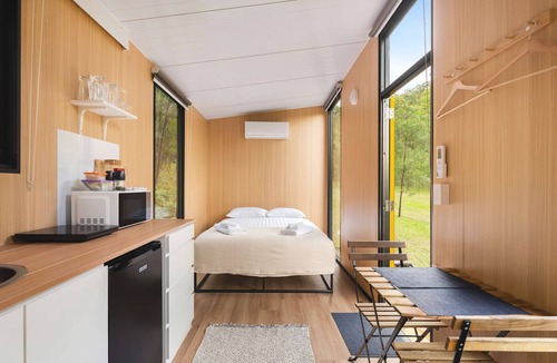 Laguna House | Wombat Hideaway by Tiny Away