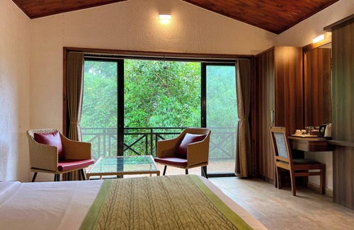 Bhandardara Hotel | Yash Resort