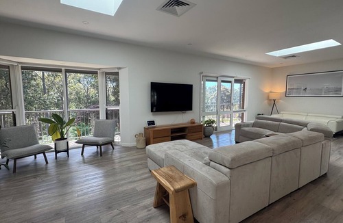 Narooma House | Your Private Narooma Oasis | Spa, Sauna & 3 Acres