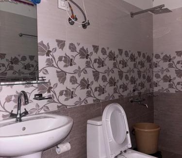 Tabo Hotel | Zamling Donkhang Tabo