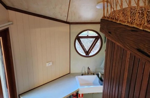 Narara House | ZEN House Tiny house by the lake