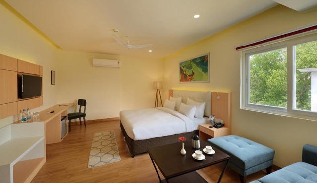 10 Park Street Hotel & Banquets
