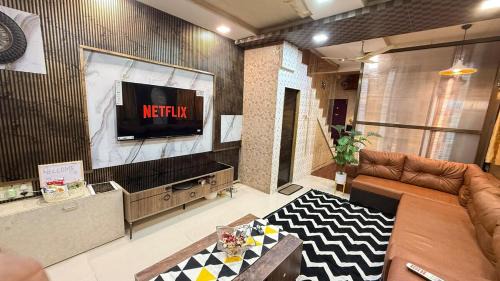 2 BHK Garden Terrace Villa Near US Consulate BKC & NMACC & Jio World Center in Mumbai