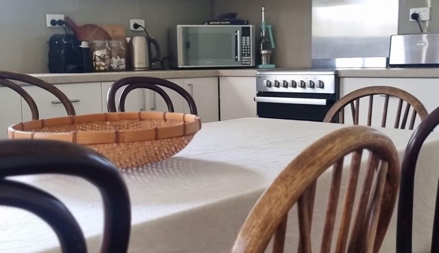 4Bed 2Bath Large lawn, alfresco dining, close to everything + parking for boat in Harrington