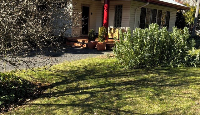 A classic Orange property. A private retreat set amongst a beautiful garden. in Orange