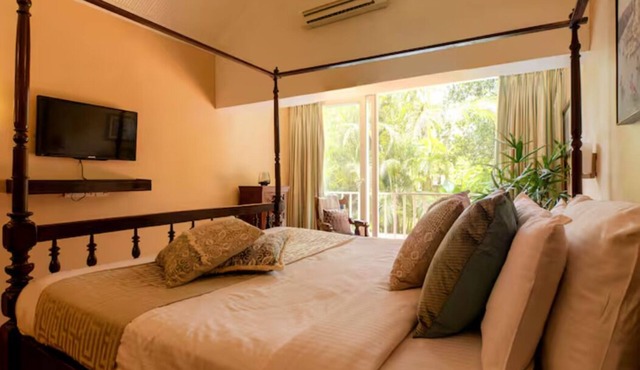 Aguada Anchorage - The Villa Resort