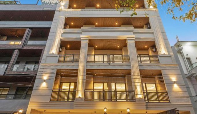 Alaya Stays Luxora Suites, Golf Course Rd near galleria