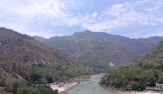 Aloha Ganga View 2BHK by Ganges Hospitality in Rishīkesh