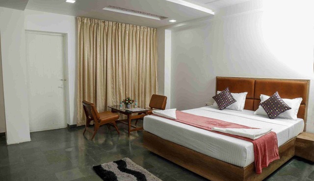 Amaravathi Hotel