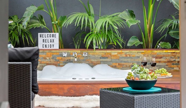 AMORE · AMORE | A Tranquil Retreat with Couples Spa in Frankston