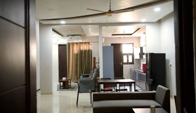 Amur 5: 3 Bhk Mohali Penthouse with Home Theatre in Sahibzada Ajit Singh Nagar