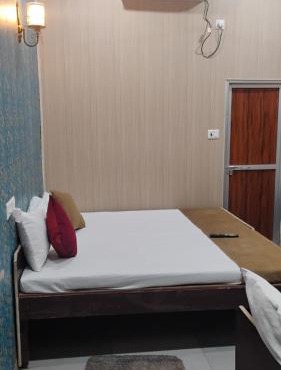 ANAND LOK VARANASI