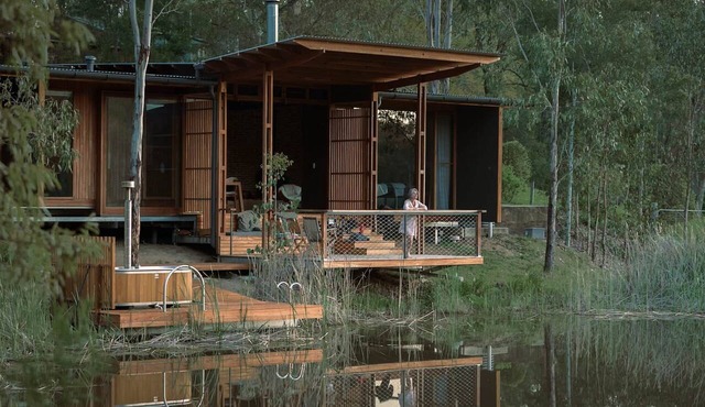 Architect Designed Alpaca Farm Retreat and Hot Tub in Laguna