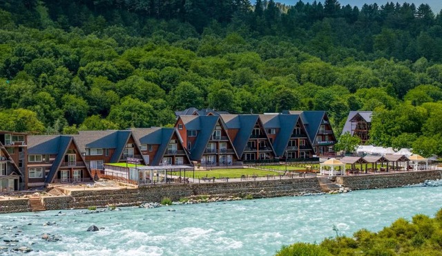 Asal Riverside Pahalgam in Pahalgām