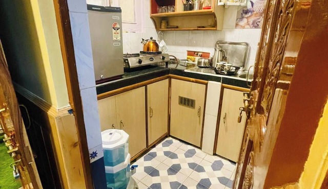 “Atithi Devo Bhav:”A room in BnB near Mall Road in Shimla