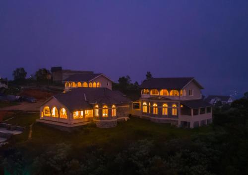 Auravantara Retreats - Italian Luxury near Ooty Emerald Lake in Ooty