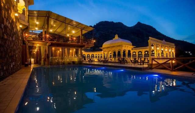 Badigarh Palace Resort