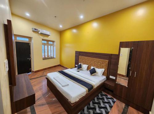 Bandhan hotel and banquet