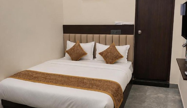 Barsana Suites