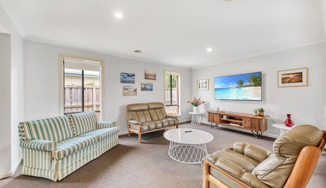 Beach Break in Barwon Heads