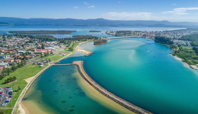 Beachside Nook @ Warilla - Next to Warilla Beach in Warilla