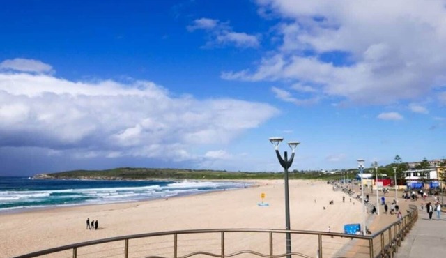 Beautiful Boho 3-Bed by the Beach & the Bush in Maroubra