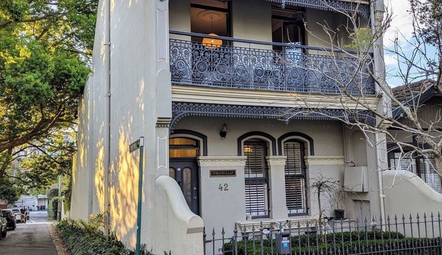 Beautiful Sydney Inner West Terrace. in Lewisham