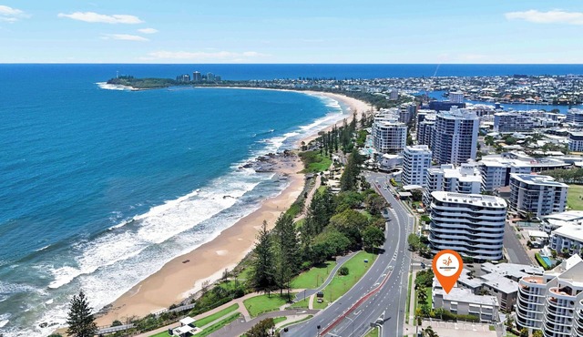 Belladoo U2- Fully Renovated Beachfront Apartment in Mooloolaba