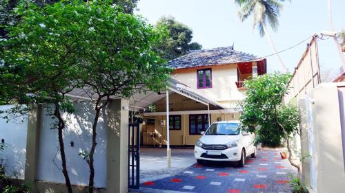 Bougainvillea Beach House - Cherai in Pallipuram