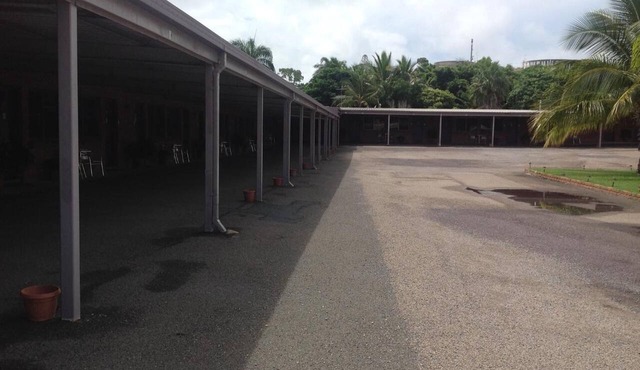 Castle Motor Lodge in Bowen