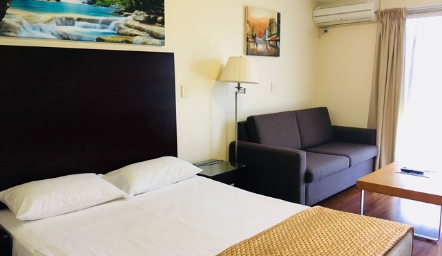 Centenary Motor Inn in Oxley