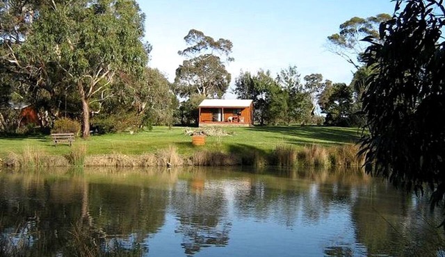 Charming Cabin Rental in the Countryside near Mount Compass, South Australia in Mount Compass