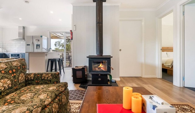 Coastal Retreat by the Beach in Sloping Main