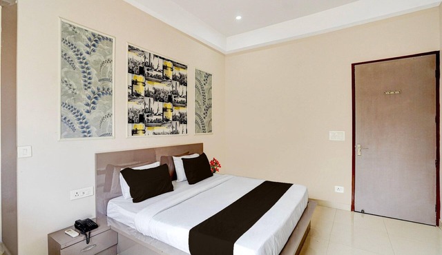 Collection O Zeta I Noida