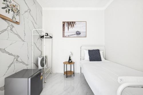 Convenient Single Stay in Vibrant Cabramatta - Shared Bathroom
