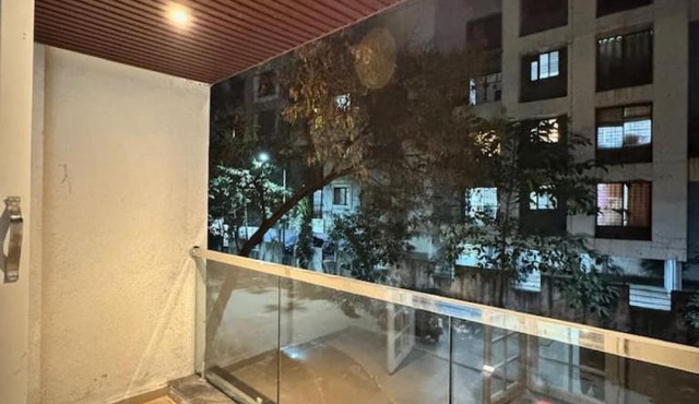 Crane House - Spacious 2BHK AC Flat by Bleisure