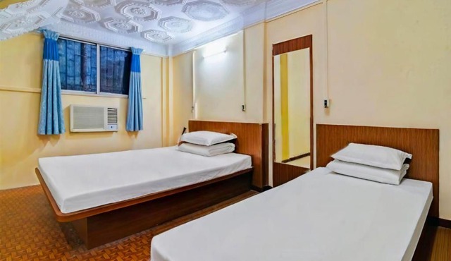 Dear Hotel I Near Esplanade New Market