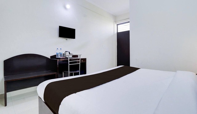 Deluxe Benison Guest House