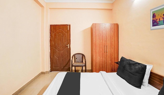 Deluxe Dream Stay Hotel