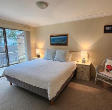 Denhams Retreat in Surf Beach