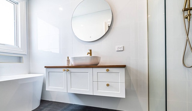 Devine Cottage, Collinsvale. Beautifully Renovated Home Only 12minutes From Mona in Collinsvale